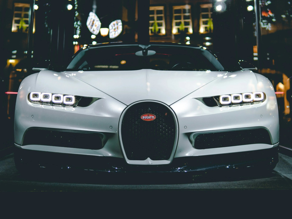 luksusowy samochód bugatti